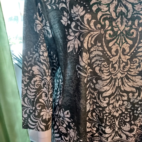 One World Bohemian Tunic Top. NWOT. - Picture 6 of 11